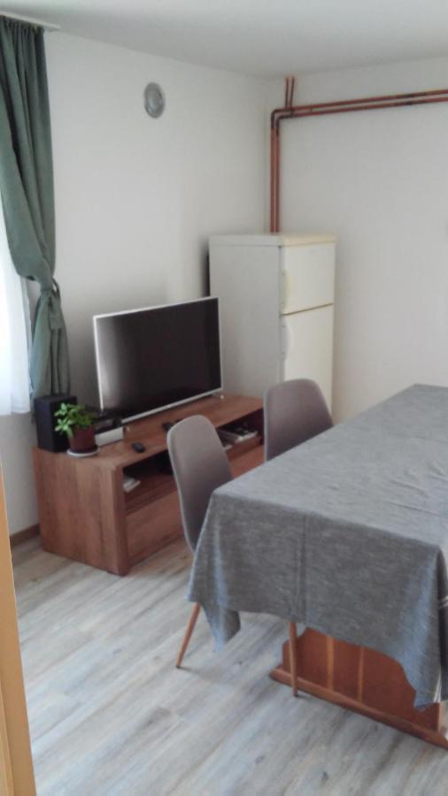 Apartma Med Oljkami Spodnji Portorož Extérieur photo